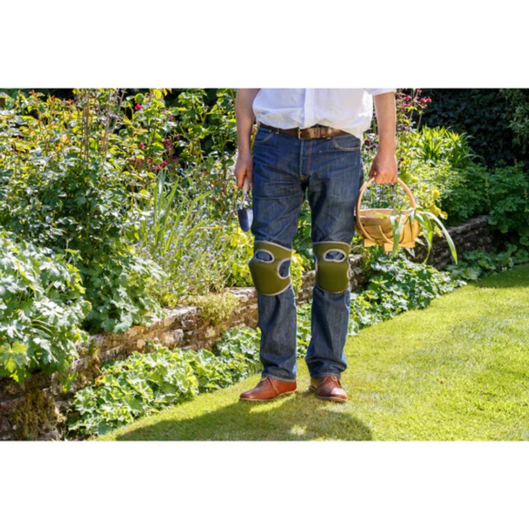 Kneelo Knee Pads – Burgon & Ball – Navy Blue